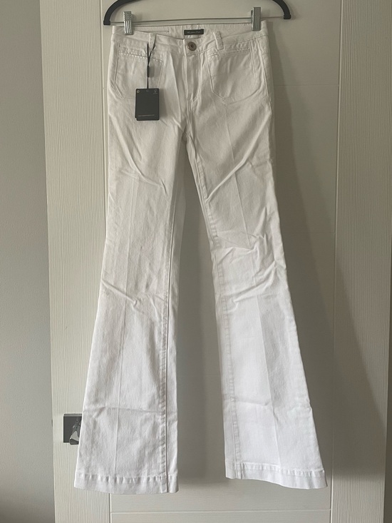 Massimo Dutti Denim - Massimo Dutti White Straight Leg Jeans NWT | 32” Inseam | Quiet Luxury